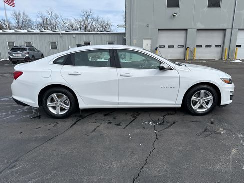 Used 2020 Chevrolet Malibu LS w/ Driver Confidence Package II image 2
