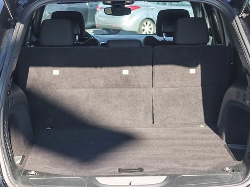 Used 2017 Jeep Grand Cherokee Laredo image 25