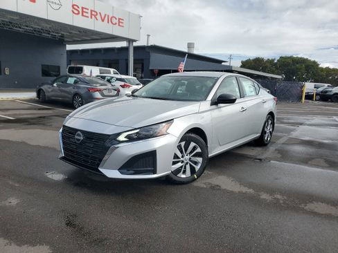 New 2025 Nissan Altima 2.5 S image 19