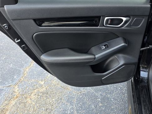 Used 2022 Honda Civic Touring image 35