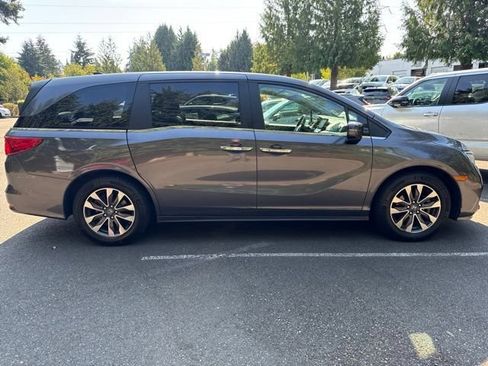 Used 2023 Honda Odyssey EX-L image 5