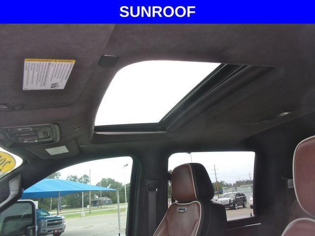 Used 2024 GMC Sierra 2500 Denali Ultimate AWD/4WD image 3