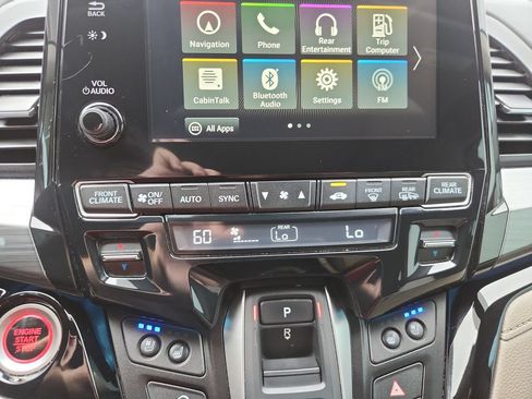 Used 2022 Honda Odyssey Elite image 23
