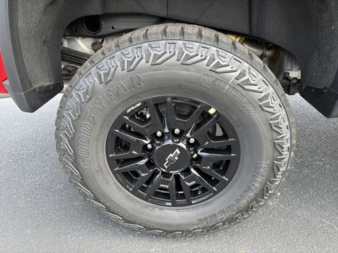 New 2026 Chevrolet Silverado 2500 ZR2 image 17