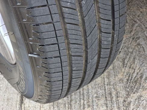 Used 2022 Toyota RAV4 XLE w/ Convenience Package image 43