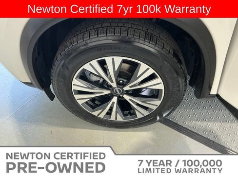 Used 2023 Nissan Rogue SV AWD/4WD image 45