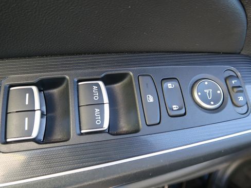 Used 2022 Honda Civic Touring image 27