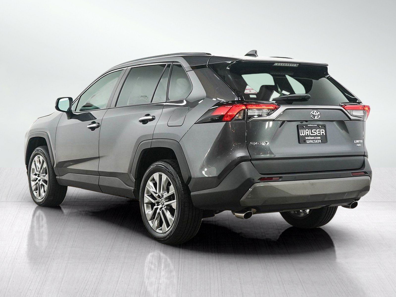 Used 2021 Toyota RAV4 Limited w/ Limited Grade Weather Package AWD/4WD image 3