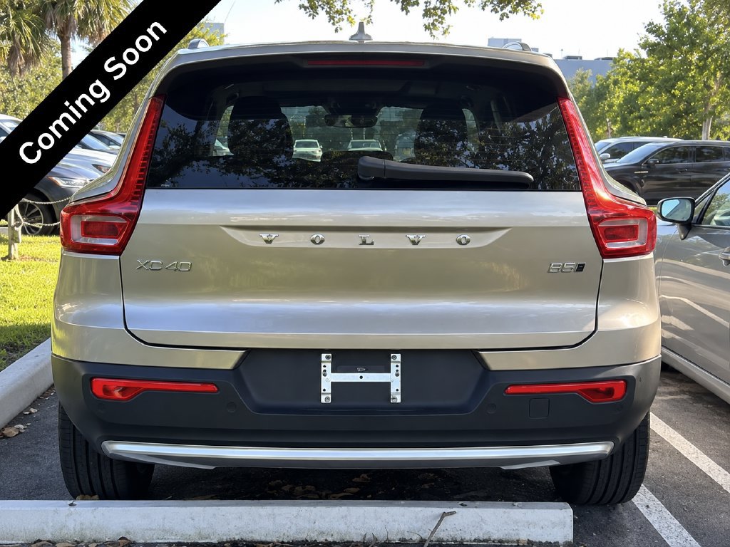 Certified 2024 Volvo XC40 B5 Plus w/ Protection Package Premier AWD/4WD image 4