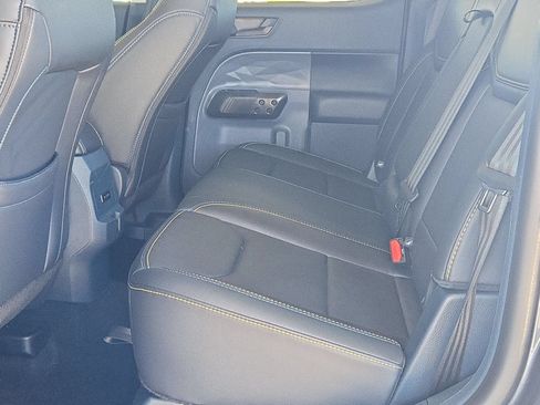 Used 2025 Ford Maverick Lobo AWD/4WD image 24