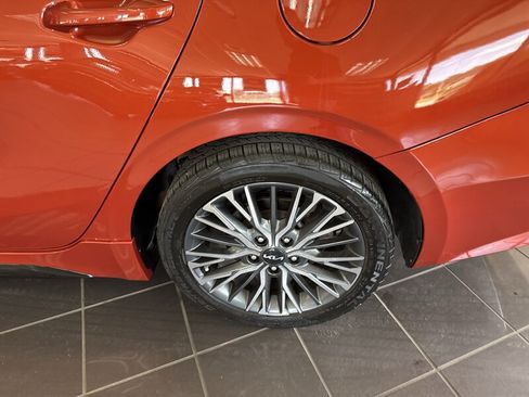 Used 2023 Kia Forte GT-Line w/ GT-Line Premium Package FWD image 31