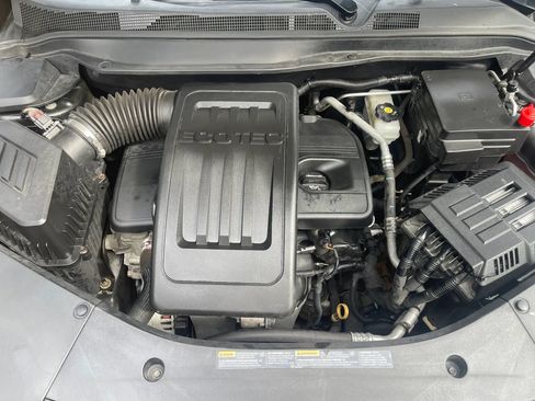 Used 2017 GMC Terrain SLE FWD image 19