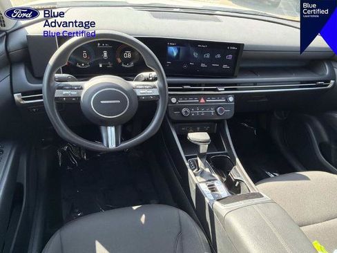 Used 2025 Hyundai Tucson SE FWD image 9
