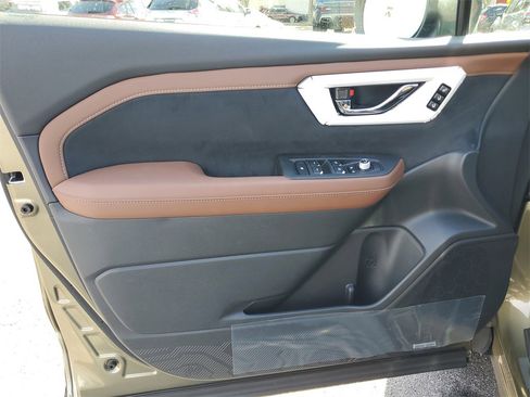 New 2026 Subaru Forester Touring image 18