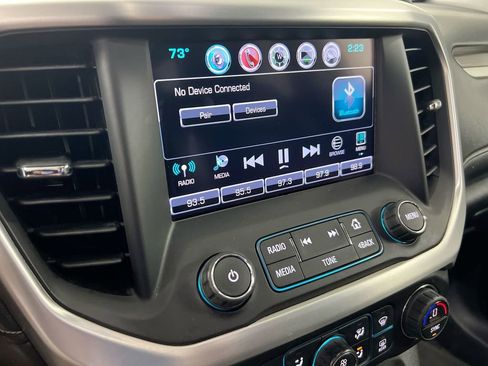 Used 2017 GMC Acadia SLT AWD/4WD image 14