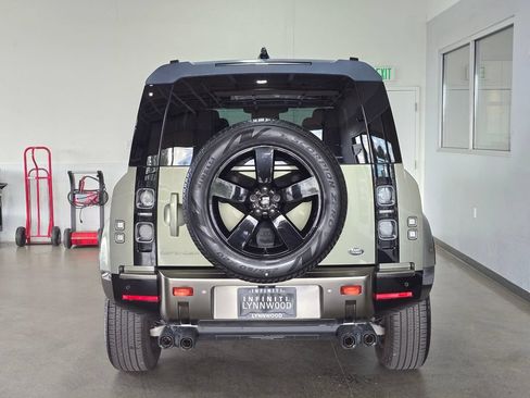 Used 2023 Land Rover Defender 110 X AWD/4WD image 5