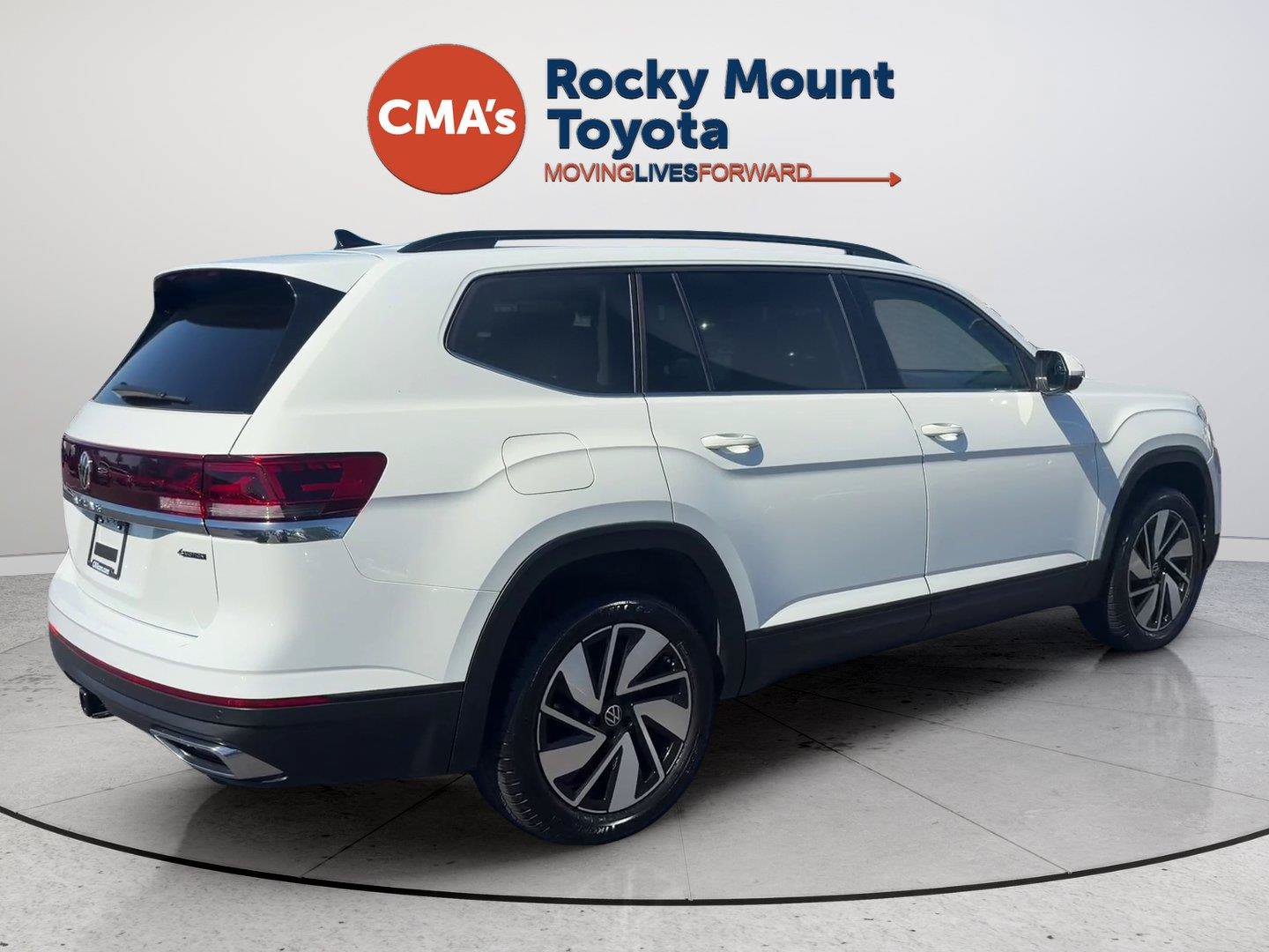 Used 2025 Volkswagen Atlas SE AWD/4WD image 10