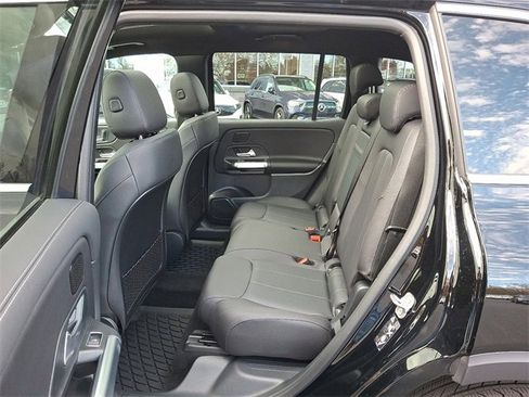 Certified 2024 Mercedes-Benz GLB 250 4MATIC w/ Driver Assistance Package image 10