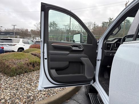 New 2026 GMC Sierra 3500 Denali w/ Technology Package image 11