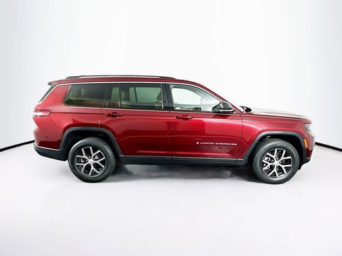 Used 2023 Jeep Grand Cherokee L Limited image 10