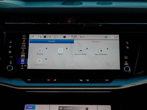 New 2025 Jeep Wagoneer S Launch Edition image 15