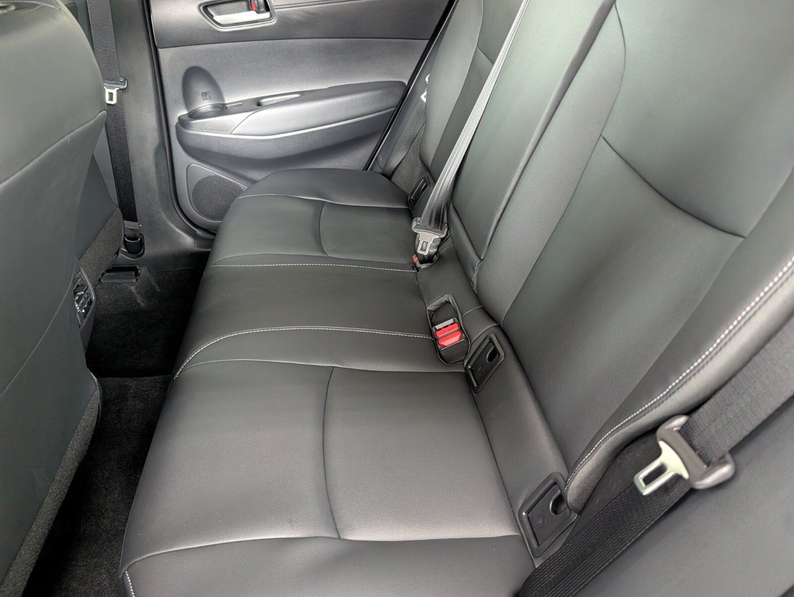 Used 2026 Toyota Corolla Cross XLE w/ Convenience Package AWD/4WD image 12