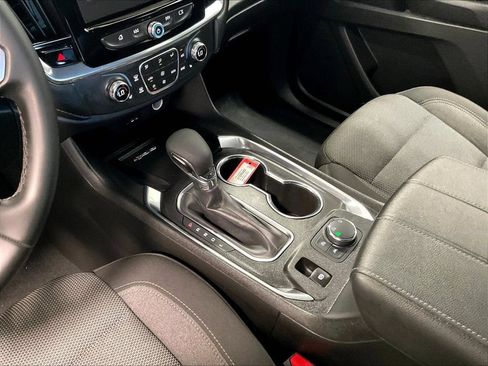 Used 2023 Chevrolet Traverse LT AWD/4WD image 21