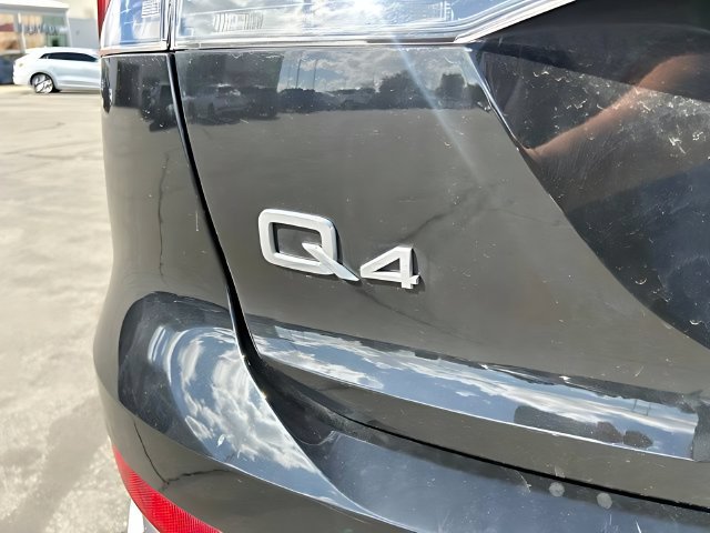 Used 2023 Audi Q4 e-tron Premium Plus w/ Premium Plus AWD/4WD image 14