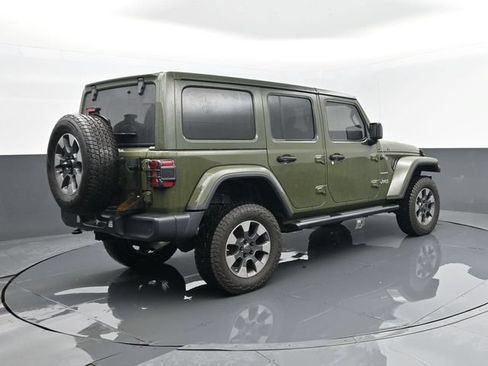 Used 2020 Jeep Wrangler Unlimited Sahara w/ Dual Top Group AWD/4WD image 22