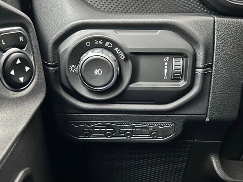 New 2026 Jeep Wrangler Unlimited Rubicon image 25