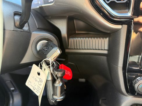 Used 2024 Ford Ranger XLT image 21