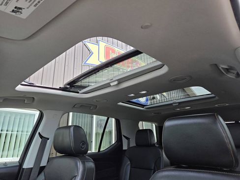 Used 2019 Chevrolet Traverse Premier w/ Redline Edition AWD/4WD image 34