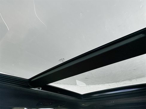 New 2026 Chrysler Pacifica Pinnacle image 14