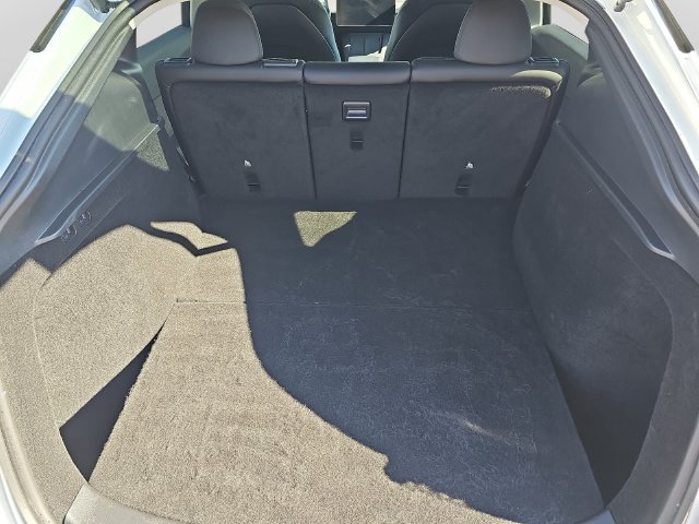 Used 2024 Tesla Model Y Long Range AWD/4WD image 14