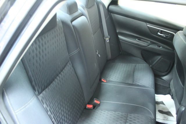 Used 2018 Nissan Altima 2.5 SV FWD image 9