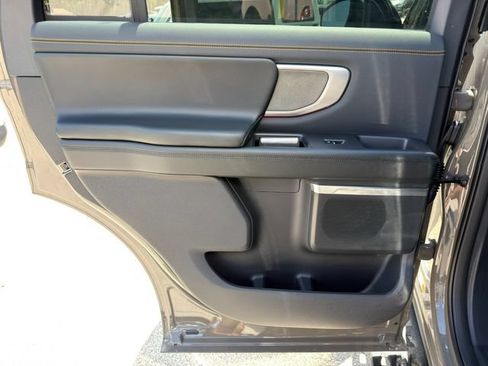 Used 2026 Ford Expedition Tremor AWD/4WD image 31