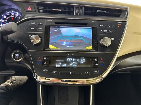 Used 2017 Toyota Avalon XLE Premium w/ All Weather Liner Package FWD image 22