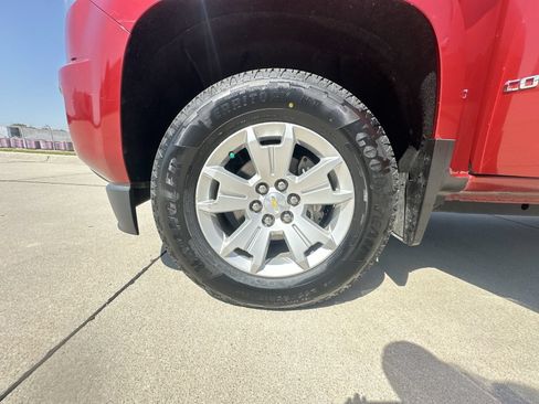 Certified 2015 Chevrolet Colorado LT w/ Luxury Package AWD/4WD image 32