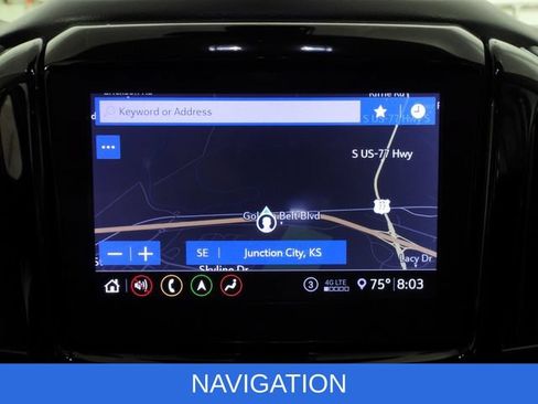 Used 2021 Chevrolet Traverse LT w/ LT Premium Package FWD image 7