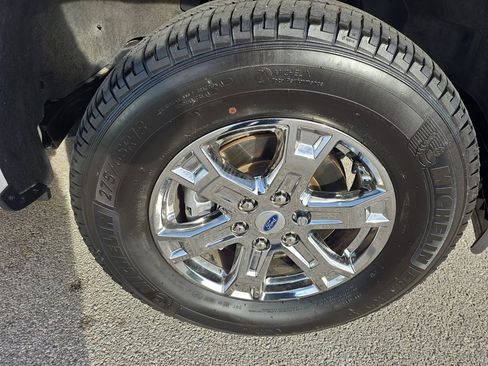 Used 2023 Ford F150 XLT w/ Equipment Group 302A High image 12