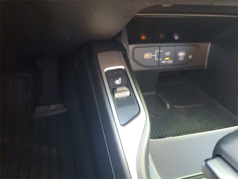 New 2025 Kia Sorento EX w/ Panoramic Sunroof Package image 29