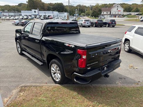 Used 2021 Chevrolet Silverado 1500 Custom image 10