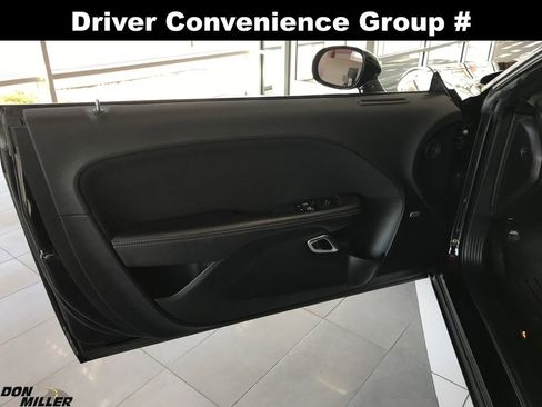 Certified 2020 Dodge Challenger R/T w/ Carbon/Suede Interior Package image 11