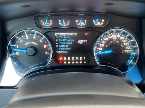 Used 2014 Ford F150 XLT w/ Equipment Group 302A Luxury AWD/4WD image 24