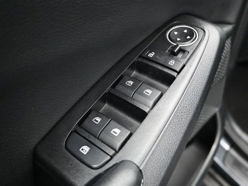 Used 2025 Kia Seltos S FWD image 20