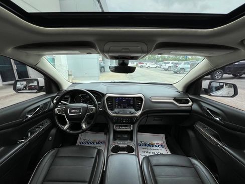 Used 2021 GMC Acadia Denali w/ Denali Technology Package FWD image 13
