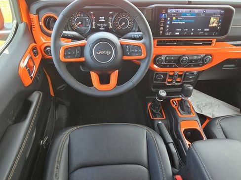 Used 2025 Jeep Gladiator High Tide image 21