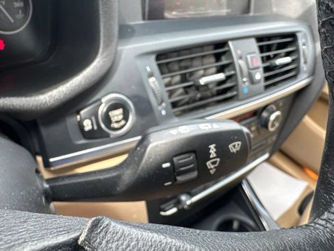 Used 2013 BMW X3 xDrive28i AWD/4WD image 39