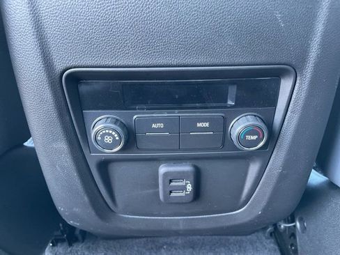 Used 2023 Buick Enclave Essence w/ Experience Buick Package image 26