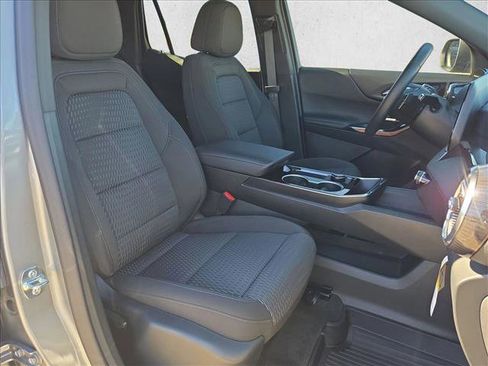 New 2026 Chevrolet Equinox LT w/ LPO, Floor Liner Package image 19